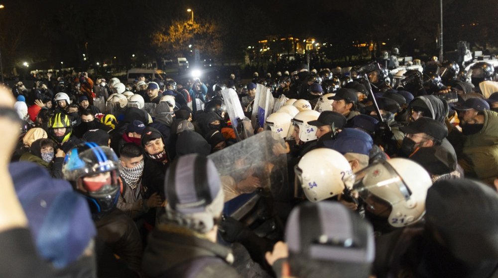 Oslobođena tri novinara uhapšena tokom demonstracija u Turskoj 1