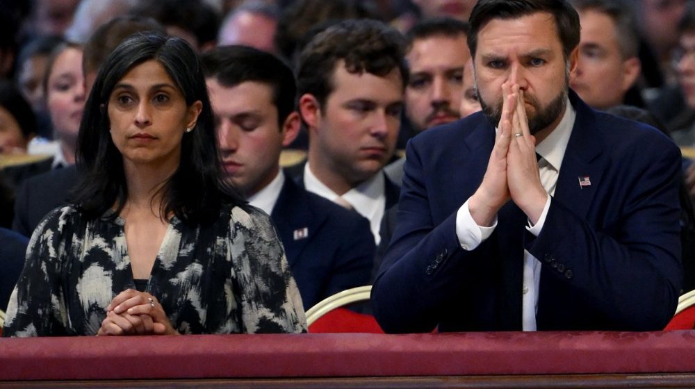 Ko je Uša Vens, supruga potpredsednika SAD, koju muž želi da preobrati u hrišćanstvo? 1