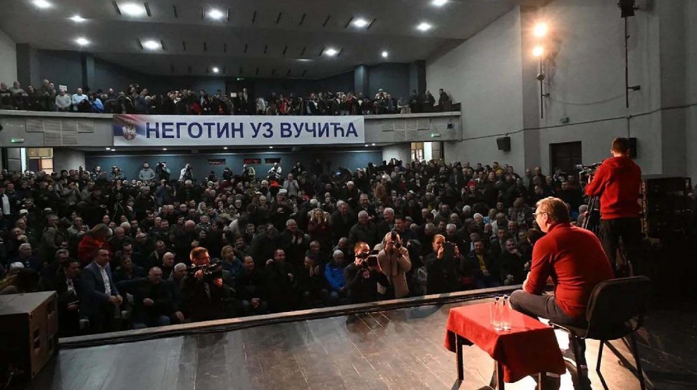 Vučić pobrkao lončiće: "Nisu studentski plenumi odlika boljševizma, već je to kult vođe" 1