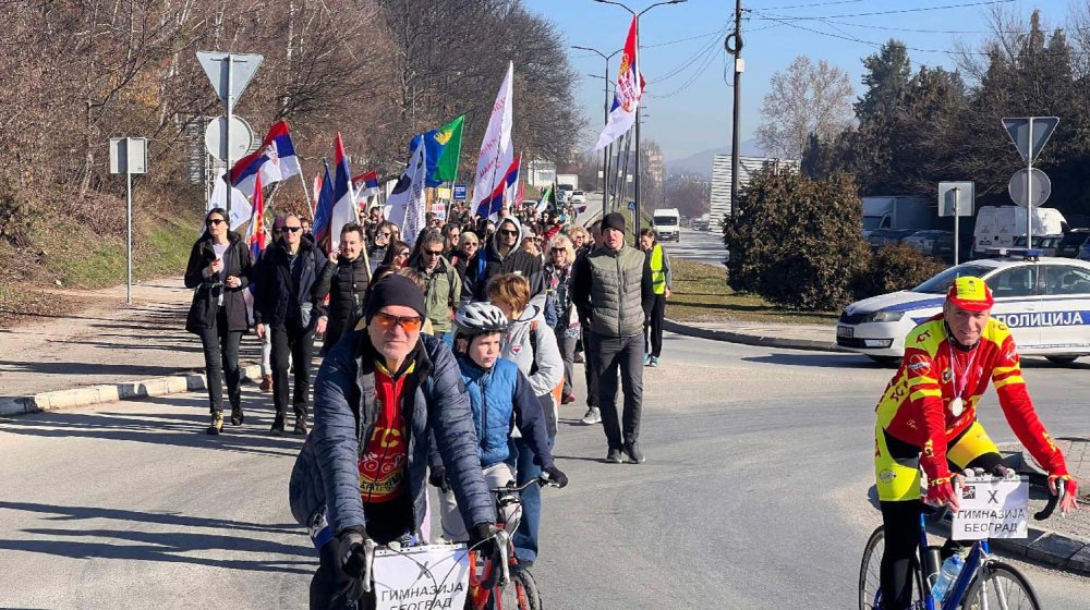 Studenti i maturanti u Gornjem Milanovcu najavili šetnju podrške prosvetnim radnicima 1