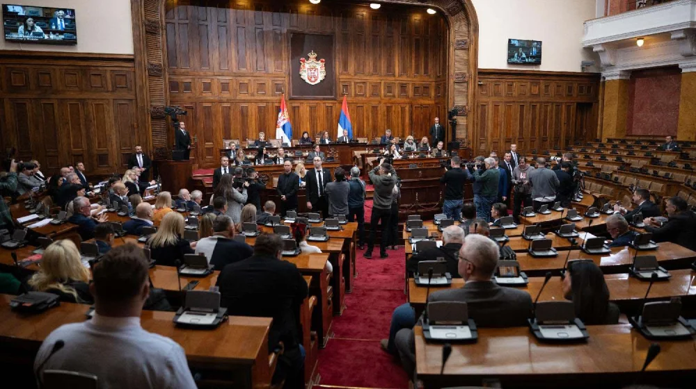 Poslanici Skupštine Srbije završili rad, sutra rasprava o više finasijskih zakona 1