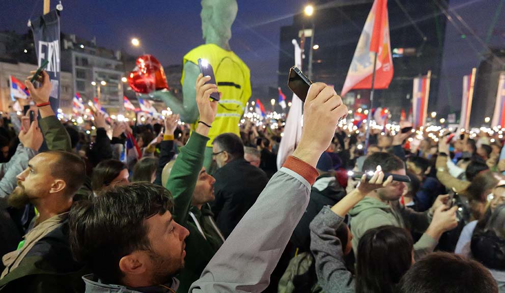 Pregled 2025. godine: Protesti, kriza i zahtevi za izbore pod Vučićem 3 Pregled 2025. godine: Protesti, kriza i zahtevi za izbore pod Vučićem 3