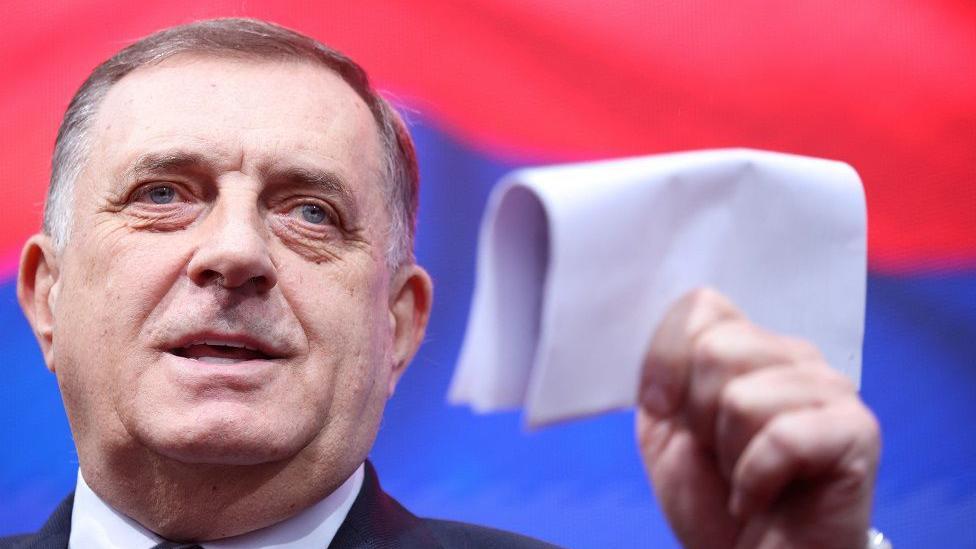 Ustavni sud privremeno ukinuo sporne zakone, Dodiku preti novi sudski proces 1 Milorad Dodik