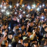 Miran studentski protest ispred televizije Informer završen, „talačka kriza" kaže vlasnik 4