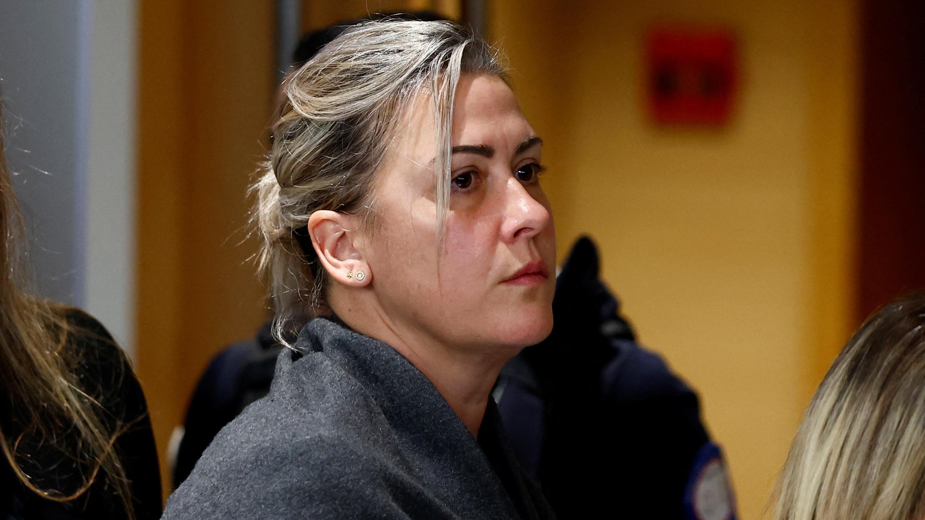 Ćerka Žizel Peliko tužila oca koji je u zatvoru zbog masovnog silovanja 1 Karolin Darijan, Žizel Peliko, silovanje u Francuskoj