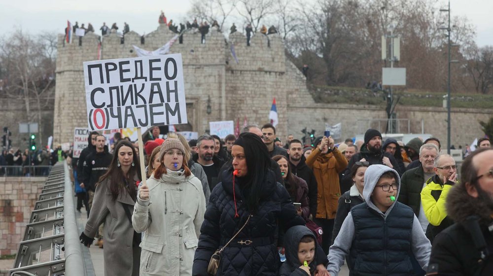 CPE: Sve više ljudi dobija otkaze u javnim preduzećima i ministarstvima zbog podrške studentima 1