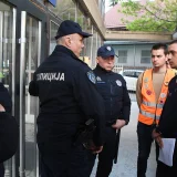 Slobodni univerzitet: Policija i dalje u kampusu, u garaži Rektorata 2