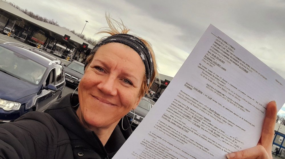 Hrvatica koja je napisala da će stajati na protestu između policije i studenata u Beogradu nije puštena u Srbiju 1