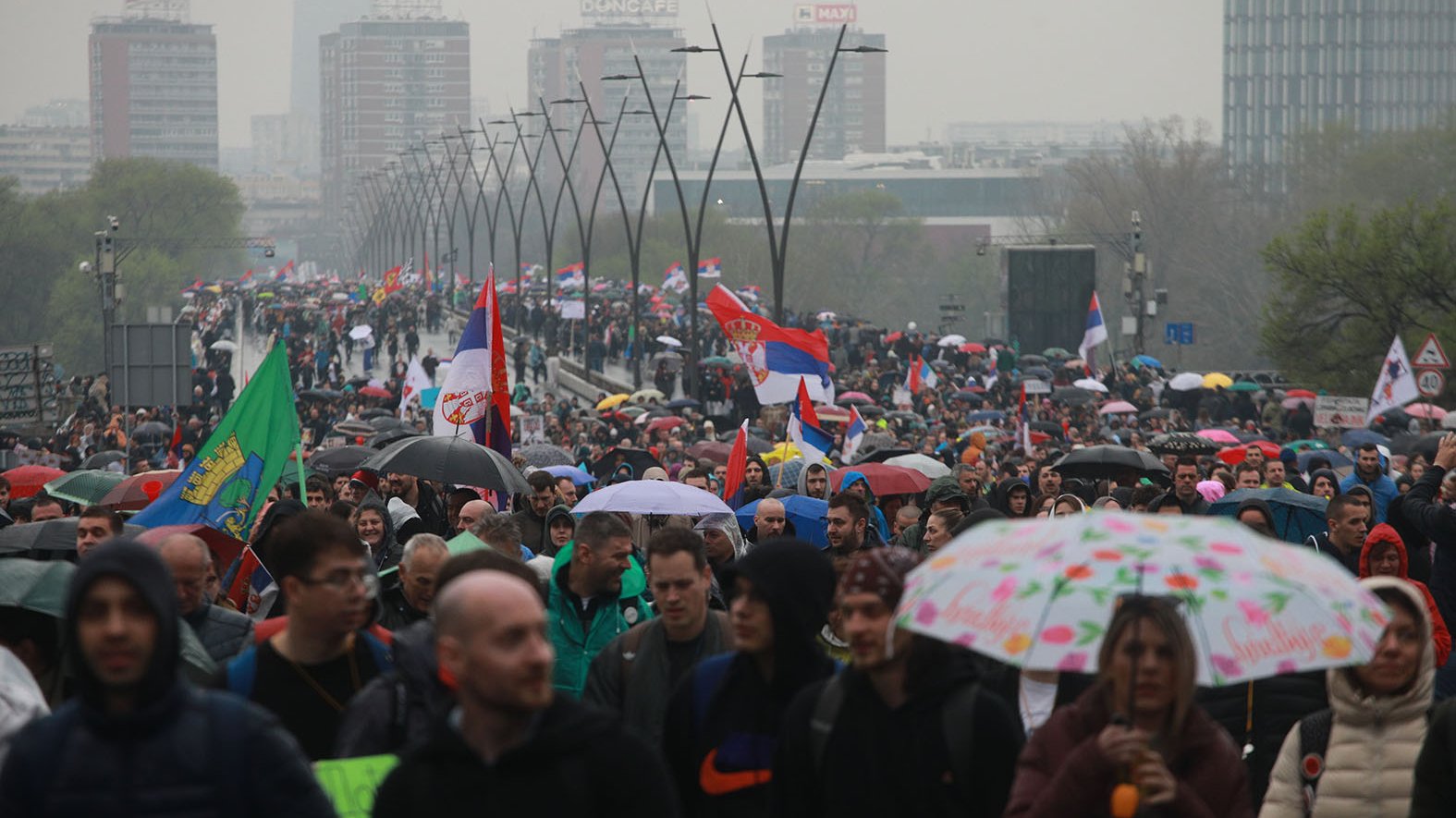 Non pejper Dušana Janjića o mirnom prenosu vlasti u Srbiji: Ceo tekst 2 Brankov most protest 15 mart