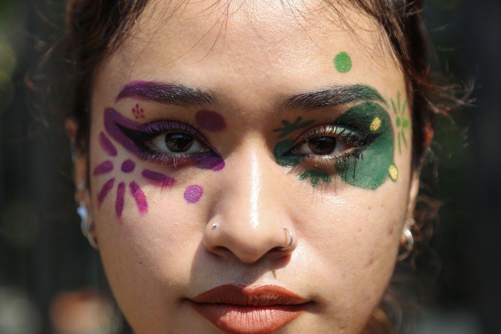 Osmi mart: Zašto je Međunarodni dan žena važan 4 Madagaskar i Nepal su takođe proglasili ovaj dan zvaničnim praznikom samo za žene