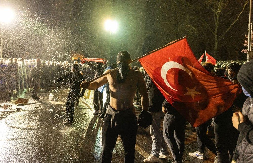 Više od 1.100 privedenih na protestima u Turskoj posle hapšenja gradonačelnika Istanbula 13 ekrem imamoglu, neredi u turskoj, protesti u turskoj, protesti u istanbulu