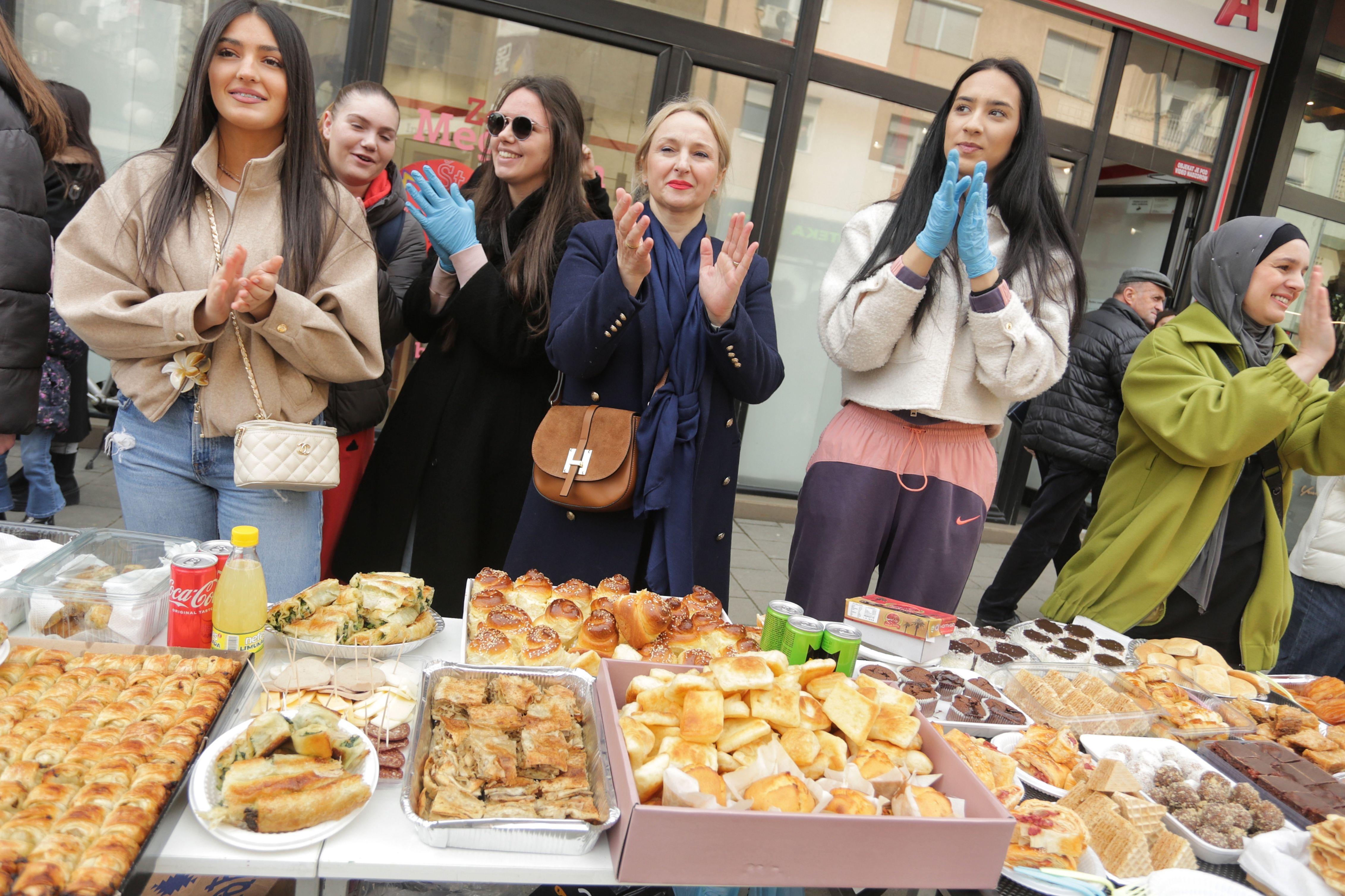 'Kuvaćemo za studente dok god treba' 10 Novi Pazar 27. februar