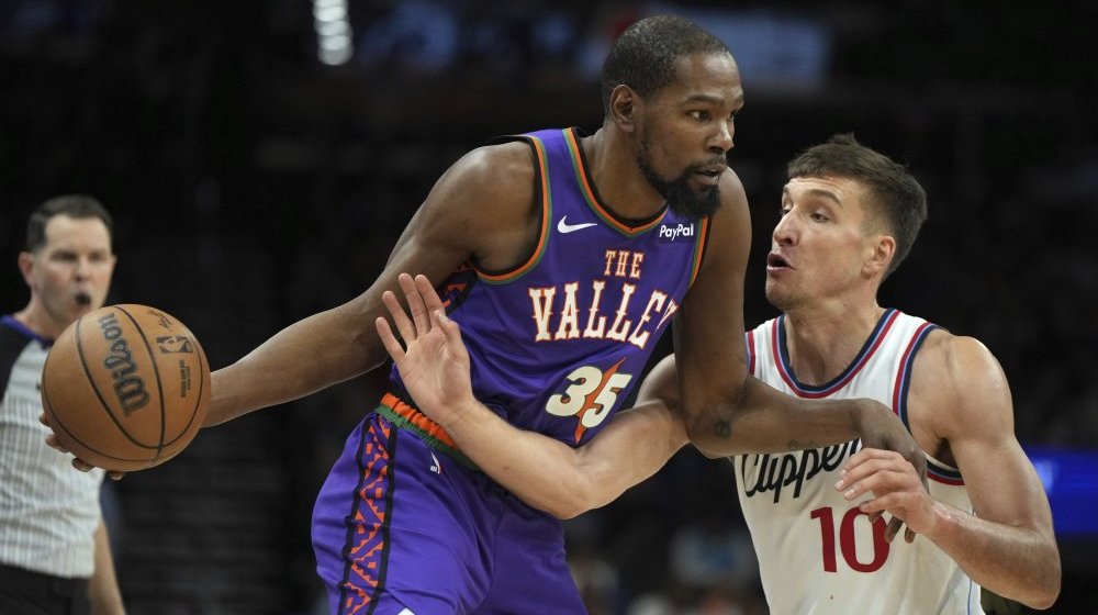 Bogdanović postigao 13 poena u porazu Klipersa, Lebron Džejms prvi igrač sa 50.000 poena u NBA (VIDEO) 1