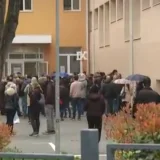 Buše nam gume, prete telefonom: Deo profesora Devete beogradske gimnazije upozorio na pritiske 3