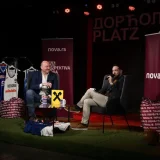 Mićini dresovi za prosvetare