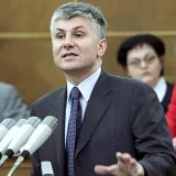 "Ako danas ne uspemo, jedini razlog smo mi sami": Kakve nam je poruke zaveštao Zoran Đinđić? 4