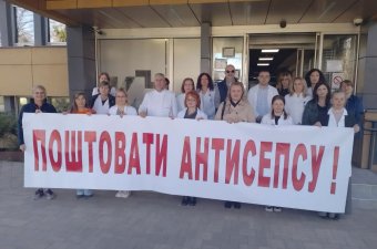 Više od hiljadu zdravstvenih radnika traži hitnu istragu o odgovornosti zbog ulaska Vučića na odeljenje intenzivne nege 3