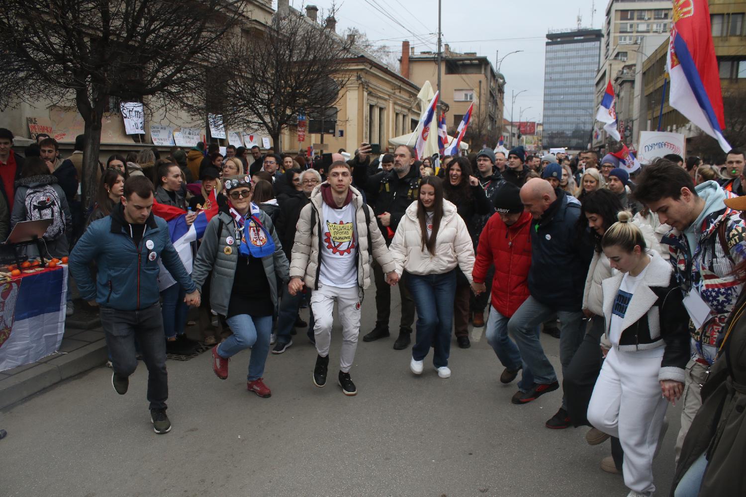 Kako je izgledao dan u Nišu tokom protesta "Studentski edikt"? (FOTO) 9 Kako je izgledao dan u Nišu tokom protesta "Studentski edikt"? (FOTO) 9