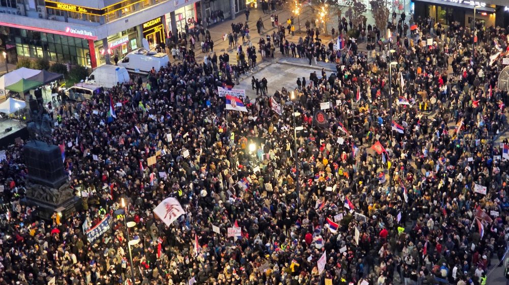 Šta piše u "Studentskom ediktu" koji je usvojen u Nišu? 1