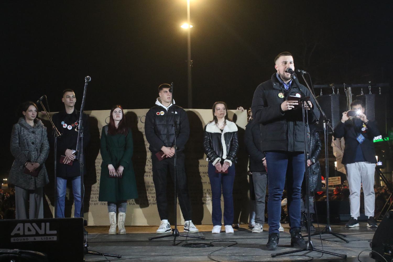 Kako je izgledao dan u Nišu tokom protesta "Studentski edikt"? (FOTO) 6 Kako je izgledao dan u Nišu tokom protesta "Studentski edikt"? (FOTO) 6