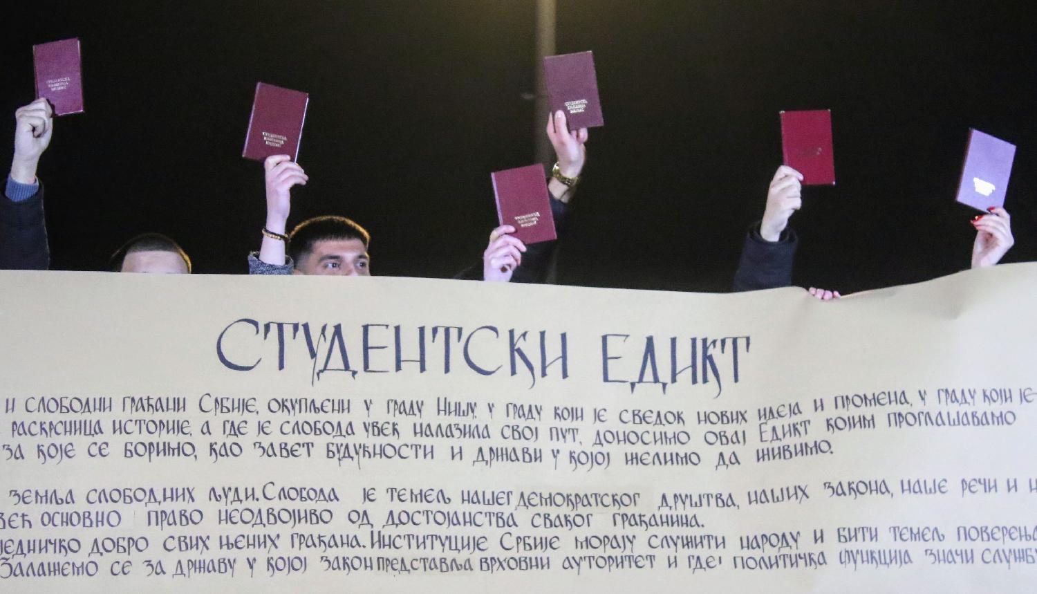 Kako je izgledao dan u Nišu tokom protesta "Studentski edikt"? (FOTO) 2 Kako je izgledao dan u Nišu tokom protesta "Studentski edikt"? (FOTO) 2