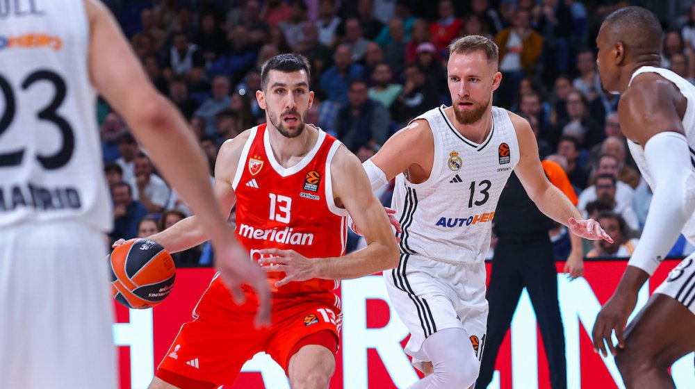 Ognjen Dobrić (KK Crvena zvezda) i Džanan Musa