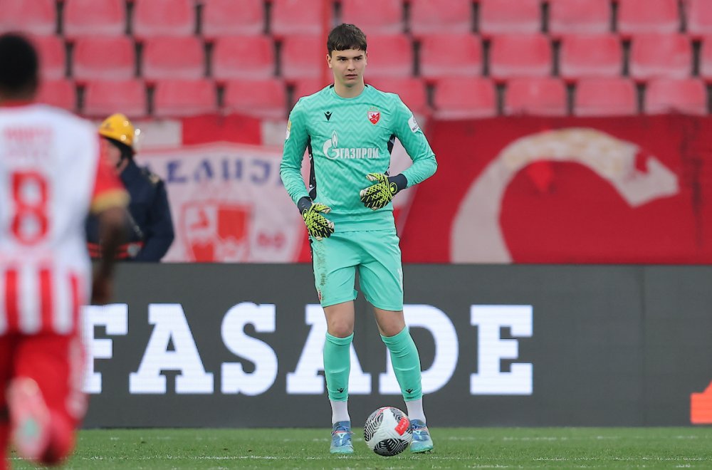 Crvena zvezda pobedila IMT u istorijskoj utakmici za srpski fudbal 2