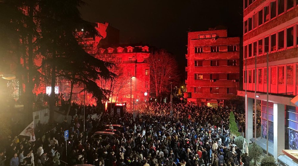 Student o incidentu sa policijom ispred RTS-a: Došlo je određenog guranja između pripadnika MUP-a i studenata 1