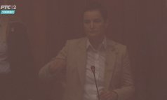 ana brnabic Završena sednica Skupštine, Ana Brnabić pozvala poslanike većine da očiste salu, pošto policija izvrši uviđaj (FOTO/VIDEO) 3