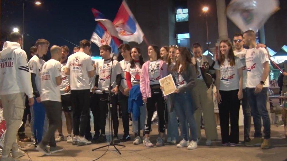 U Aranđelovcu studentima dodeljene „Slobodarske spomenice“ (VIDEO)