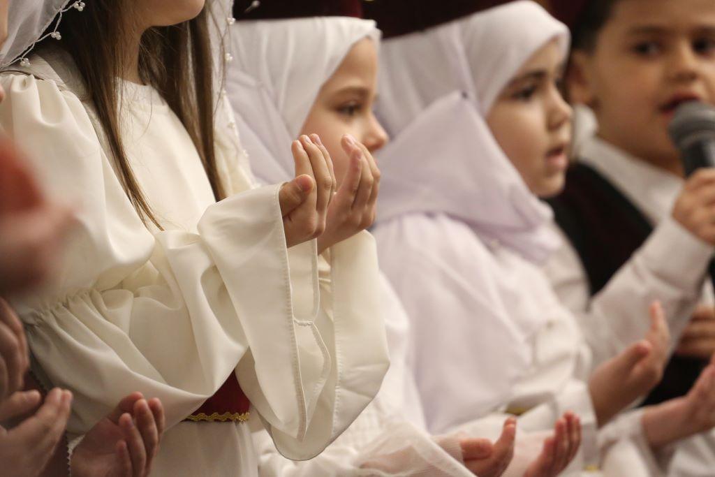 Islam: Jutarnjom molitvom obeležen početak ramazanskog Bajrama u Novom Pazaru 5 obeležavanje početka Bajrama