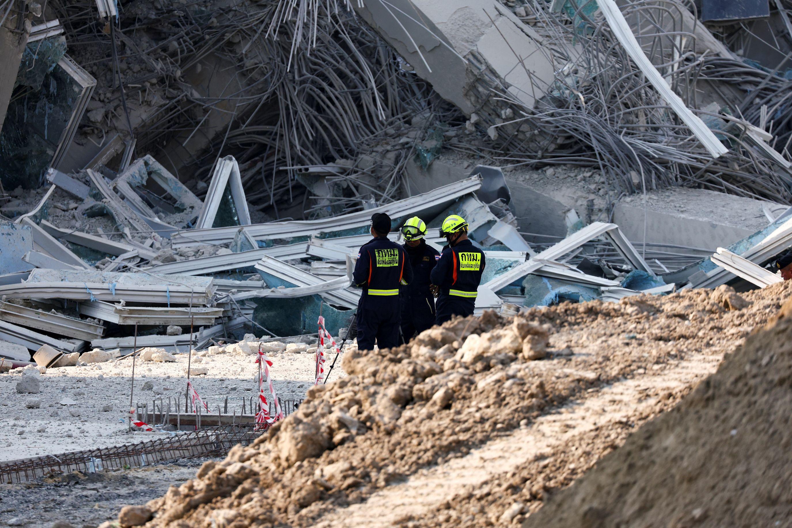 Razoran zemljotres od 7,7 Rihtera pogodio Mjanmar, traga se za nestalima 7 Spasioci traže preživele ispod zgrade u Bankoku