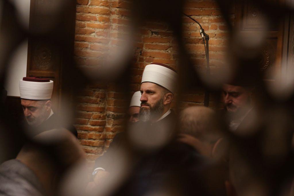 Islam: Jutarnjom molitvom obeležen početak ramazanskog Bajrama u Novom Pazaru 4 obeležavanje početka Bajrama