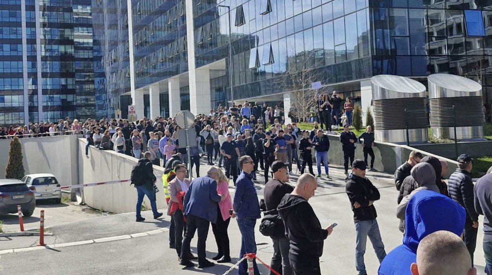 Radio 021: Dvojica funkcionera Pokreta socijalista u grupi koja blokira N1, jedan pomoćnik gradonačelnika Novog Sada 1