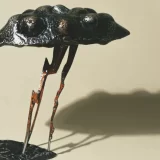 "Okivci, opiljci, otpaci": Izložba skulptura Miodraga Perića u Malom likovnom salonu u Novom Sadu 12