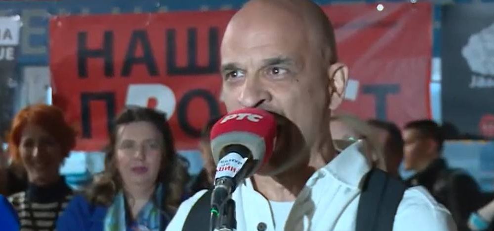 Ivan Jevtović ispred RTS-a