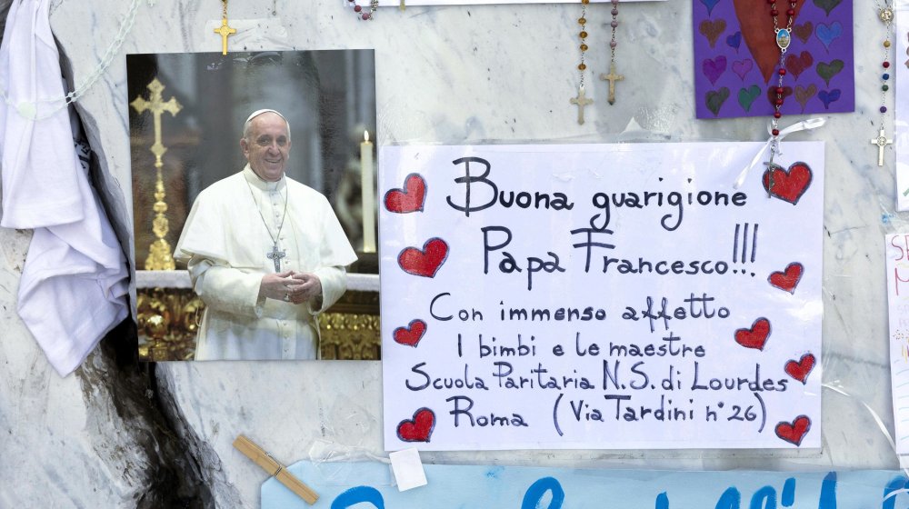 Papa Franja već dugo u bolnici: Tri moguća scenarija 1