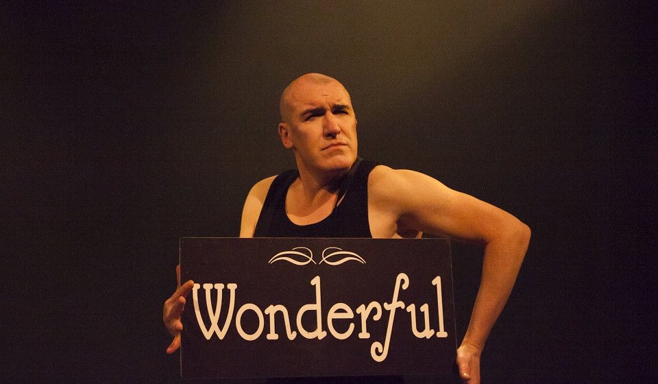 Pat Kinevan sa predstavom „Tihi“ nagrađenom Olivier nagradom u Bitef teatru: Gosti Beogradskog irskog festivala 1