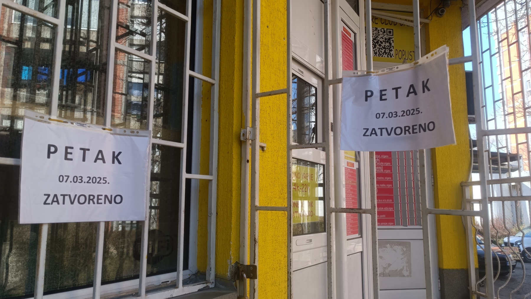 Više protest nego generalni štrajk: Sunčan dan i 8. mart napunili kafiće i prodavnice 2 Više protest nego generalni štrajk: Sunčan dan i 8. mart napunili kafiće i prodavnice 2