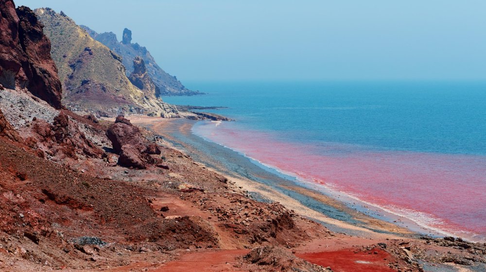 Čudesna plaža koja postane "krvava" kada padne jaka kiša 1