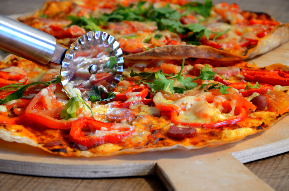 Jede vam se pica, a nemate vremena za pripremu? Ova hrskava tortilja pica jednako je ukusna, a gotova je za 10 minuta 1