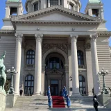 Legitimisan građanin koji je bacio jaja na Skupštinu 13