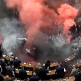 Nemačka štampa o dešavanjima u Skupštini: "Haos kakav srpski parlament nije video" 1