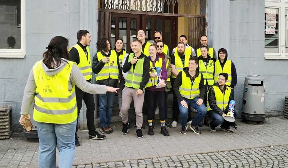 Učenici Zrenjaninske gimnazije od danas u potpunoj blokadi 1