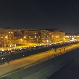 Šetnja podrške studentima pod nazivom "Upali svetlo, mračno je" u Novom Sadu, građani blicevima obasjali obe obale Dunava (FOTO, VIDEO) 4