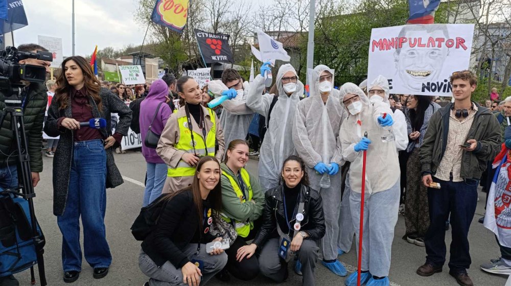 Vučićević protest studenata ispred Informera nazvao "talačkom krizom" 1