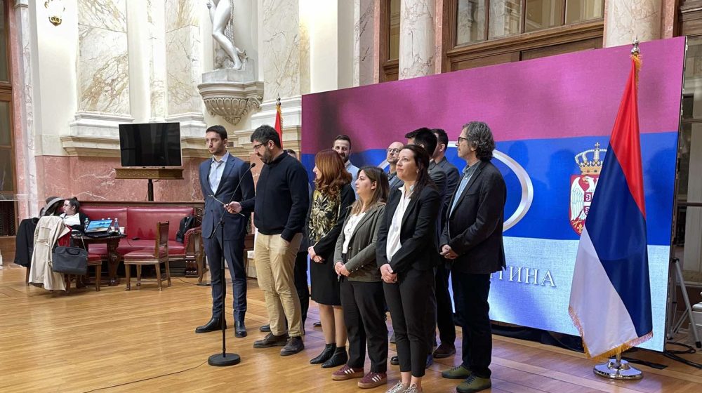 Grupa poslanika predala zahtev Skupštini za ukidanje sporazuma sa Rusijom o humanitarnom centru u Nišu 6