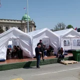 "I Milošević je pred pad mahao građanima ispred Skupštine": Sagovornici Danasa o šatorima kojima je blokiran centar Beograda 7