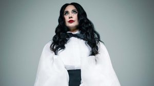 Konstrakta je objavila novu pesmu za Eurosong pod naslovom “Prva”, ali bez namere da uđe u takmičenje, uz tvrdnju – “samoproglašenje je rešenje”.