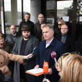 Opozicija u Novom Sadu pozvala građane da večeras na Trgu slobode odaju poštu Oliveru Ivanoviću 8